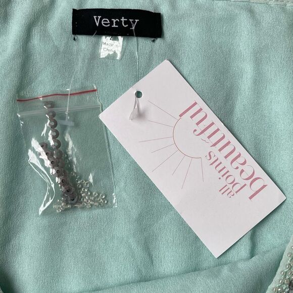 NWT Verty sequin mini skirt size large - Picture 5 of 7